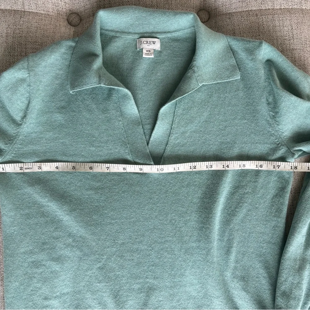 J. Crew Women's Mint V-Neck Sweater - Picture 6 of 7